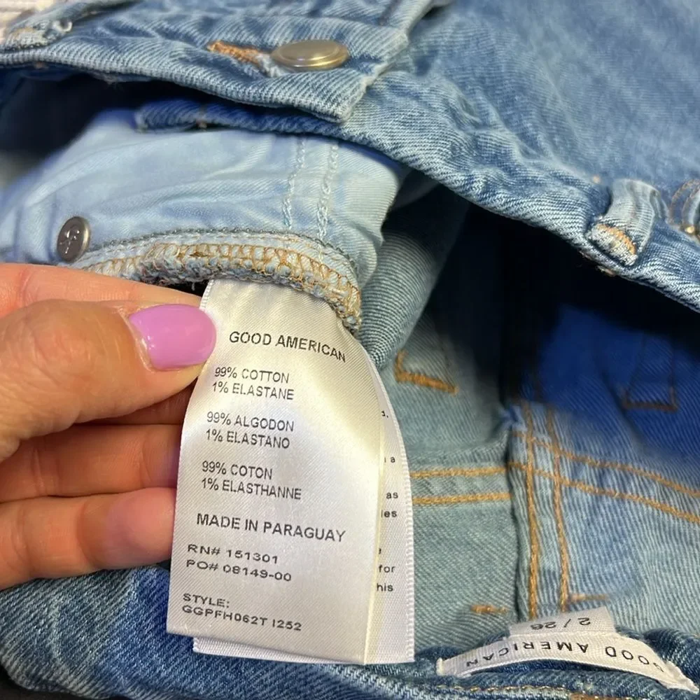 GOOD AMERICAN - Raw Hem Jean